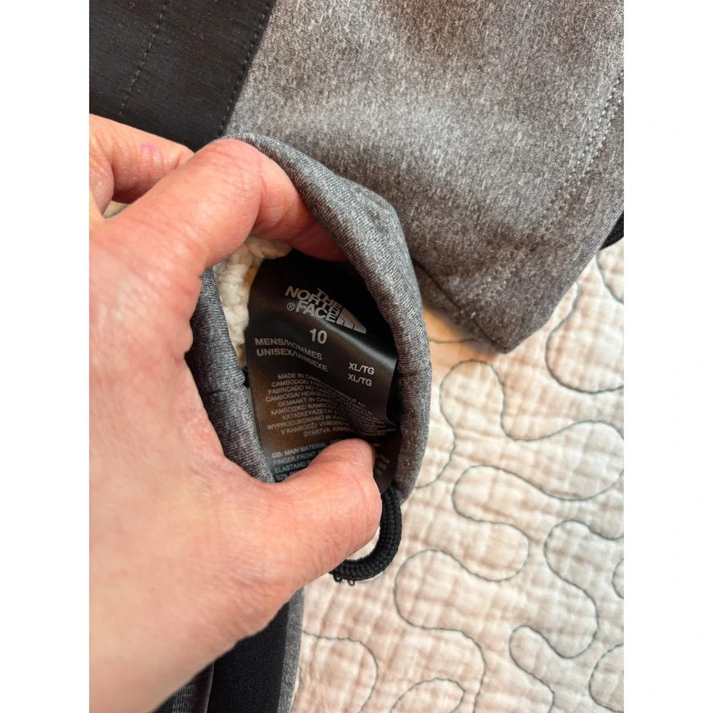 The North Face Mens Etip Fleece Gloves Gray Black XL Touchscreen Compatible - Picture 4 of 4